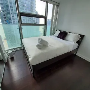 Luxury 2bed Downtown Apartment