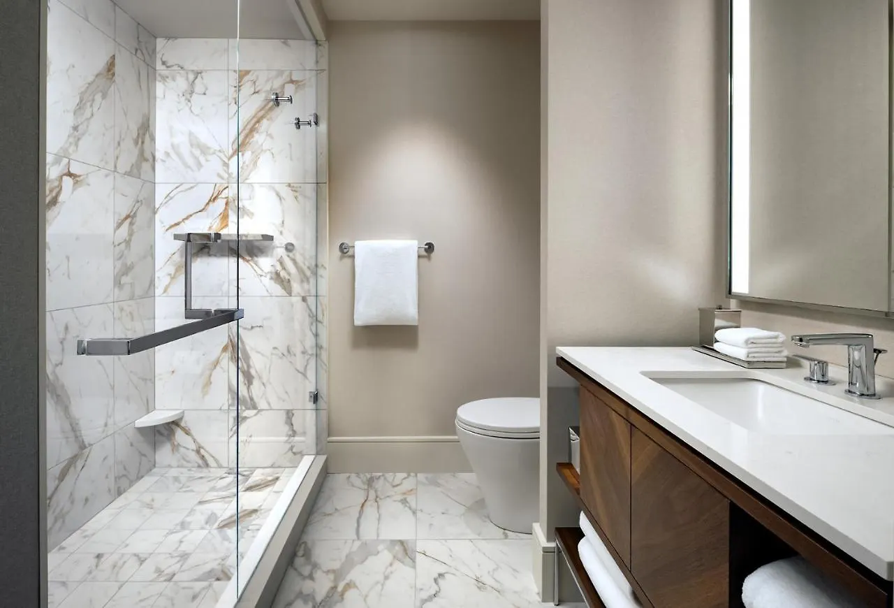 Park Hyatt Toronto Hotel 5*,