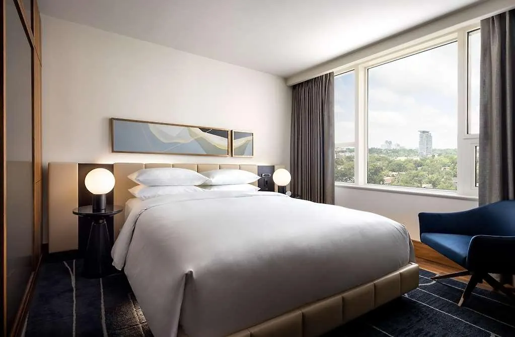 Hotel Park Hyatt Toronto 5*,  Canadá